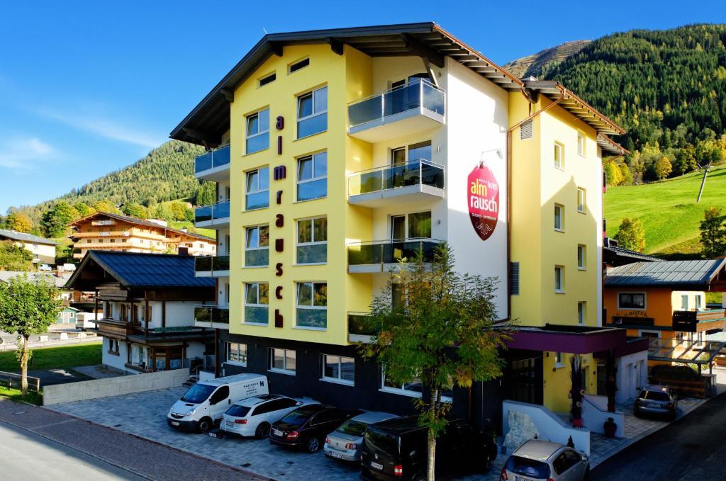 Hotel Almrausch Saalbach-Hinterglemm Esterno foto