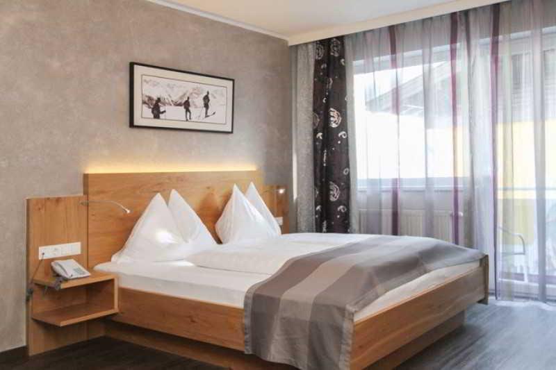 Hotel Almrausch Saalbach-Hinterglemm Esterno foto